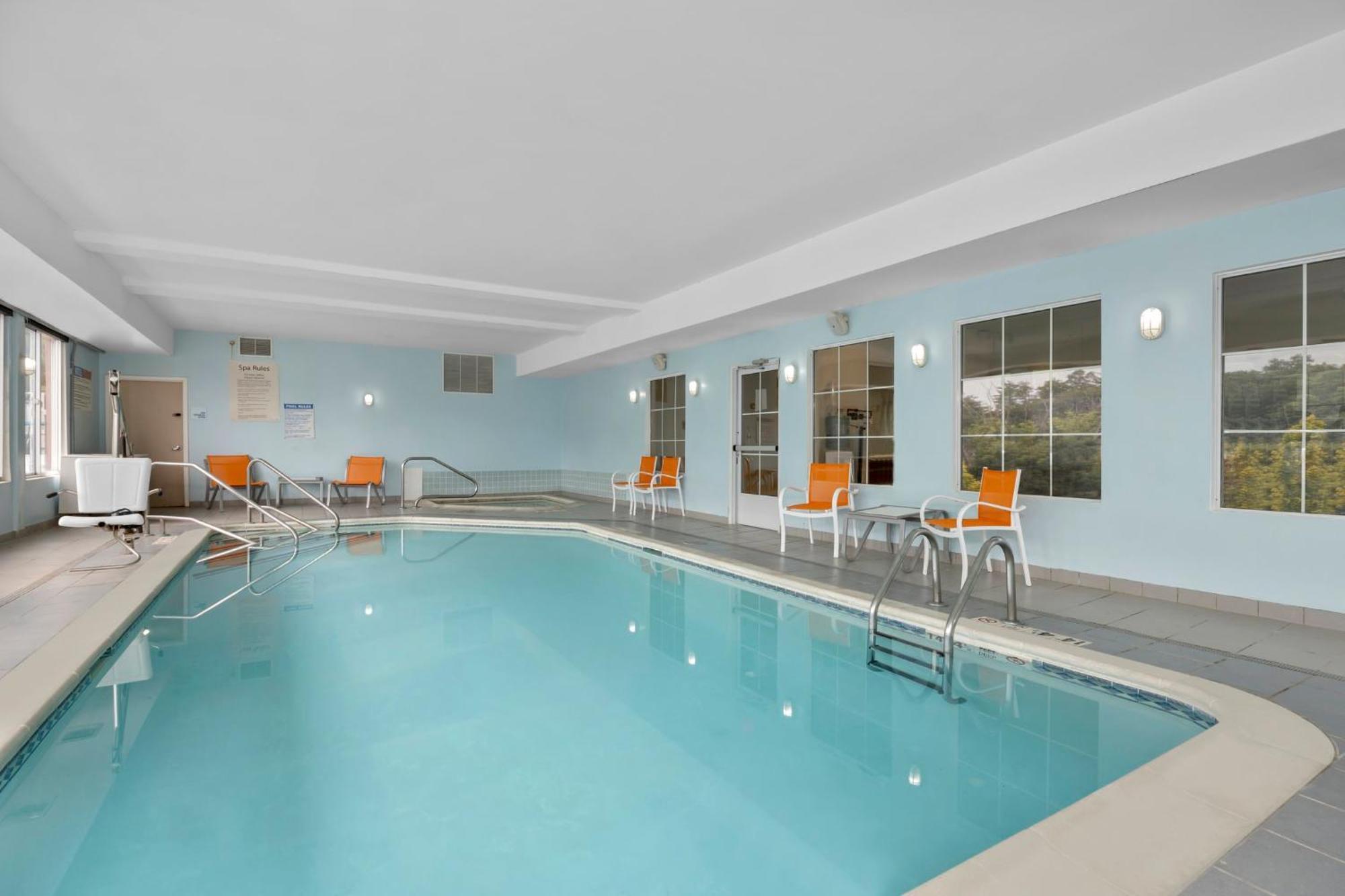 Holiday Inn Express Hotel & Suites West Coxsackie By Ihg מראה חיצוני תמונה