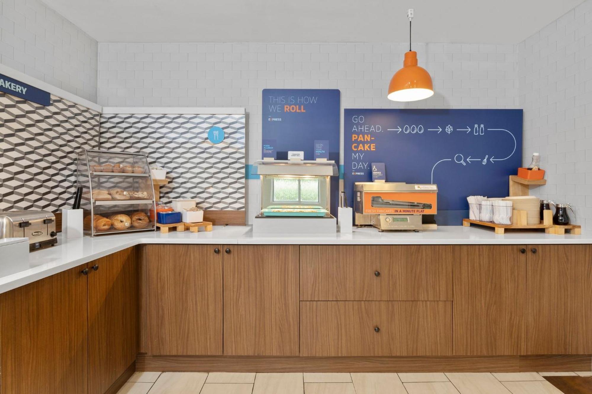Holiday Inn Express Hotel & Suites West Coxsackie By Ihg מראה חיצוני תמונה